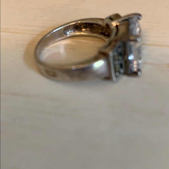 Ring - Picture 2 of 2